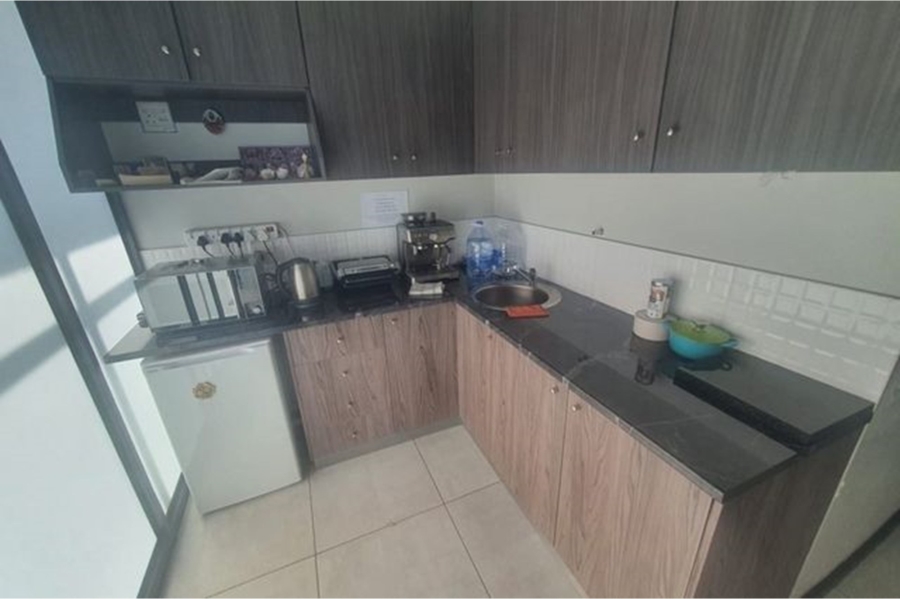 To Let commercial Property for Rent in Fairview Eastern Cape